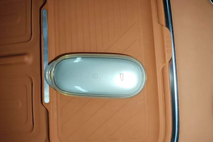 Used Li Auto L8 2025 Pro Smart Refresh Edition Vehicle Key