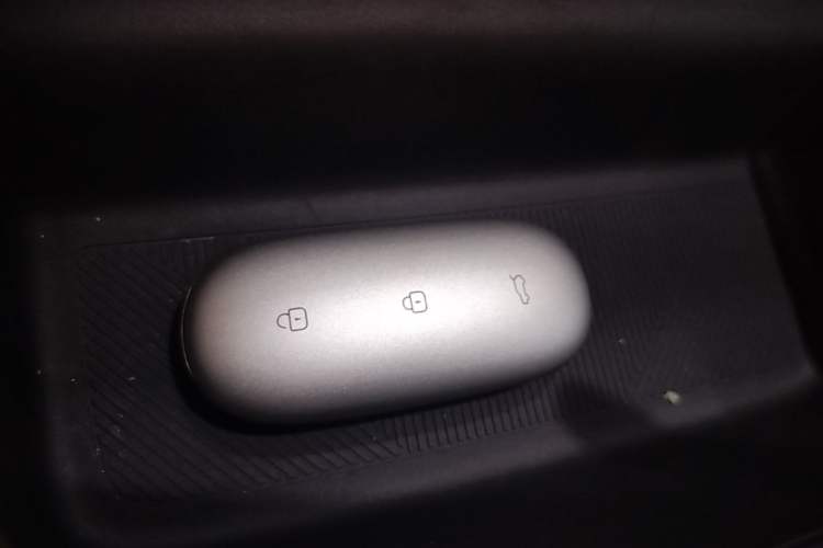 Used Li Auto L8 2025 Max Smart Refresh Edition Vehicle Key