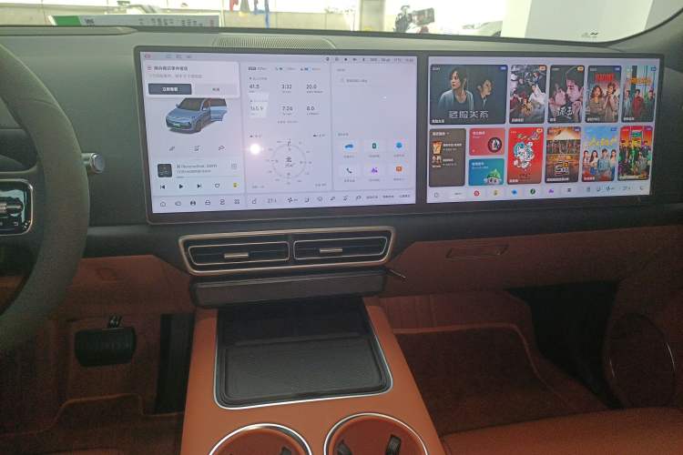 Used Li Auto L8 2025 Max Smart Refresh Edition Audio And AC Panel