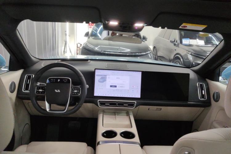 Used Li Auto L8 2025 Max Smart Refresh Edition Center Console