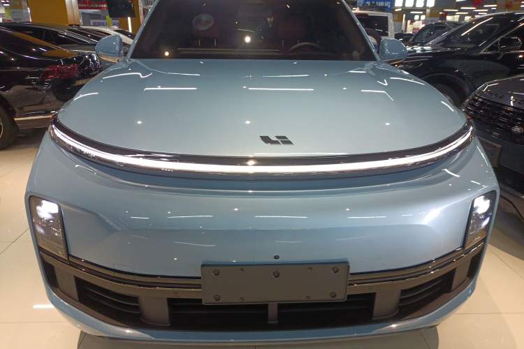 Used Li Auto L8 2025 Max Smart Refresh Edition Exterior 1