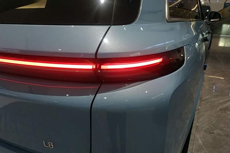 Used Li Auto L8 2025 Ultra Smart Refreshed Edition Exterior 3