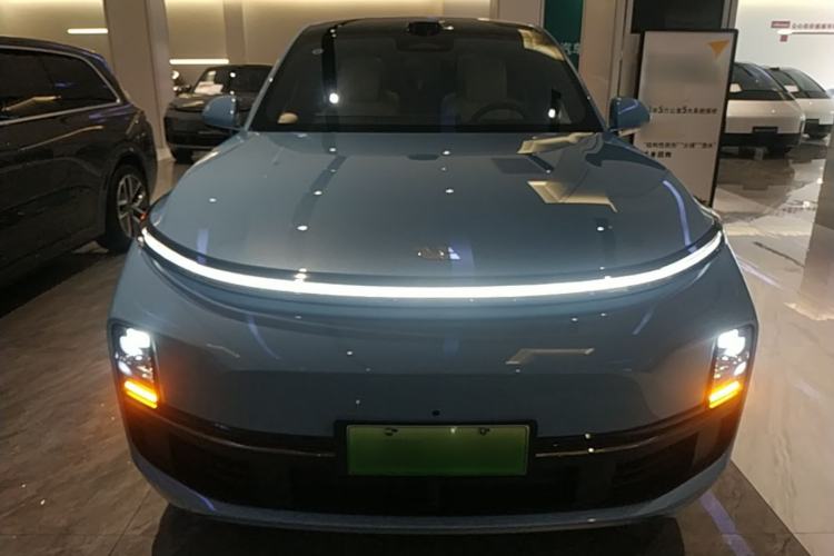 Used Li Auto L8 2025 Ultra Smart Refreshed Edition Front