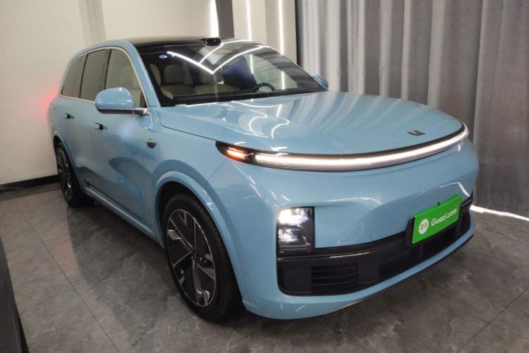Used Li Auto L8 2025 Max Smart Refresh Edition Front Right 45 Deg