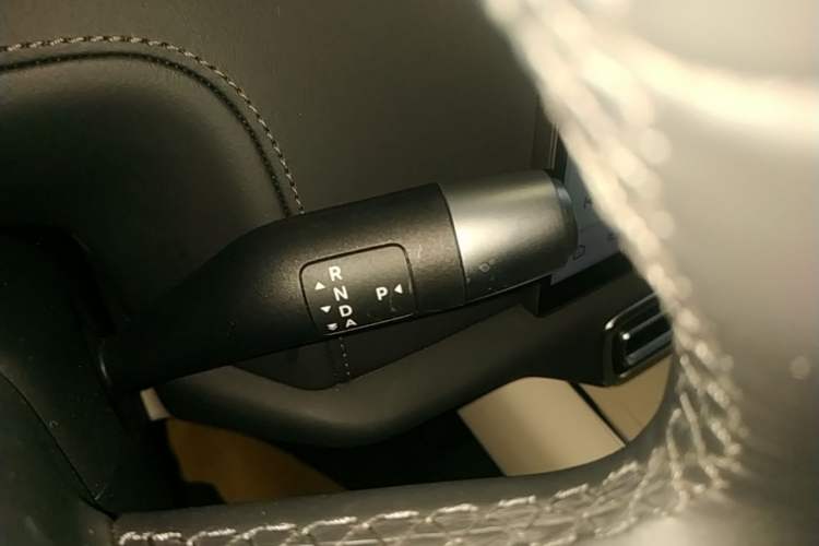 Used Li Auto L8 2025 Ultra Smart Refreshed Edition Gear Lever