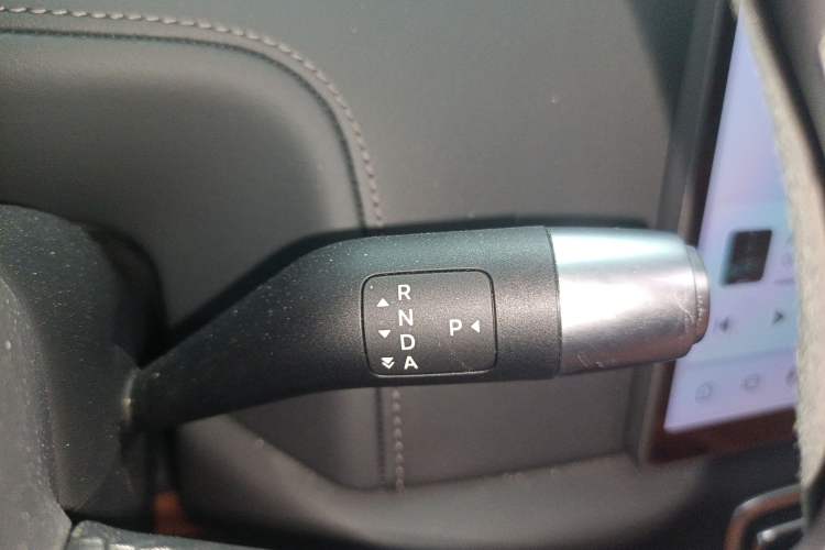 Used Li Auto L8 2025 Max Smart Refresh Edition Gear Lever