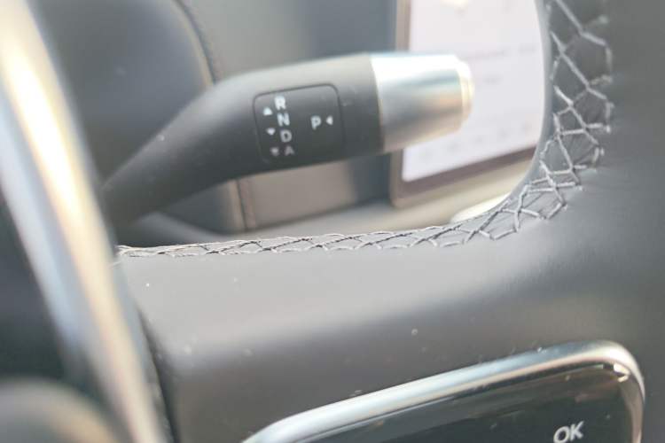 Used Li Auto L8 2025 Max Smart Refresh Edition Gear Lever
