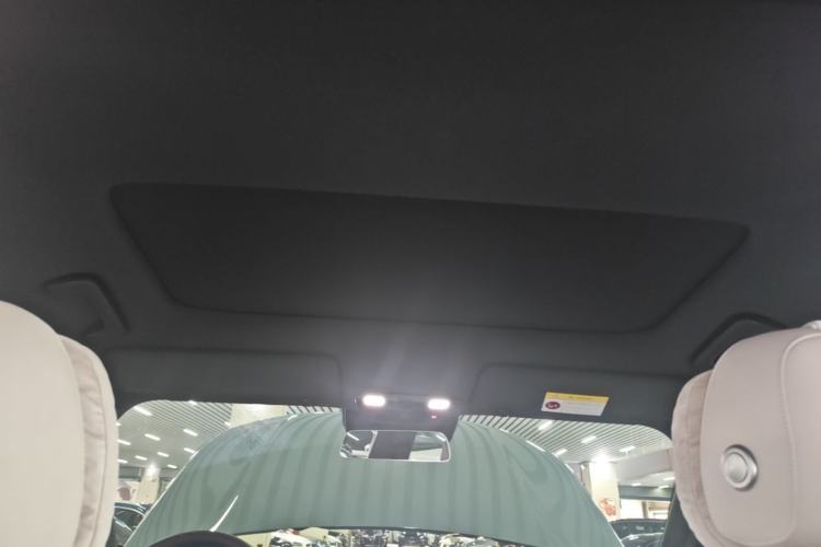 Used Li Auto L8 2025 Max Smart Refresh Edition Headliner