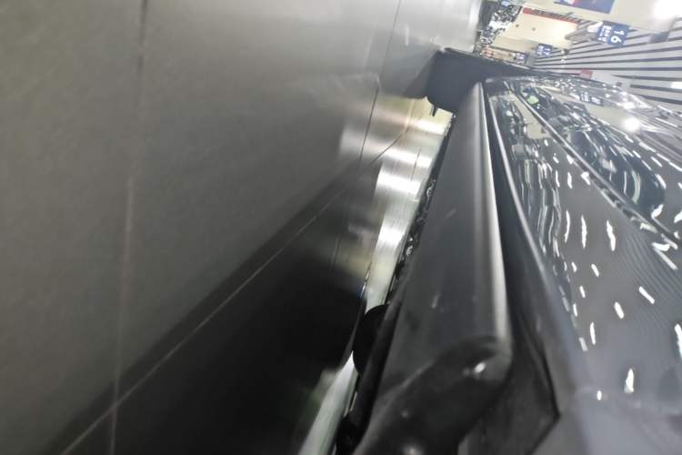 Used Li Auto L8 2025 Max Smart Refresh Edition Left Side Sill