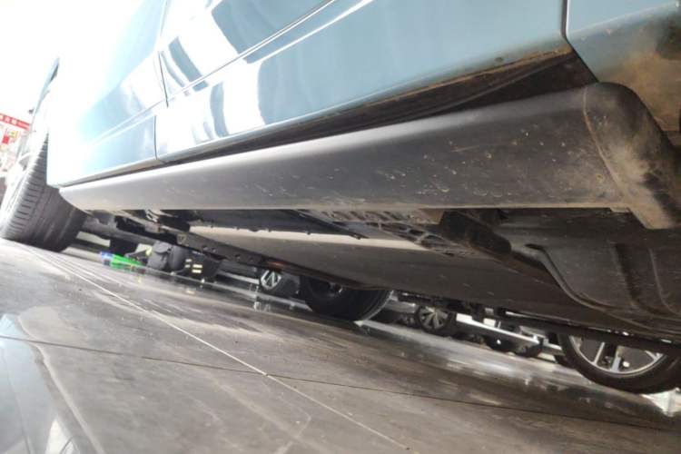 Used Li Auto L8 2025 Max Smart Refresh Edition Left Side Sill