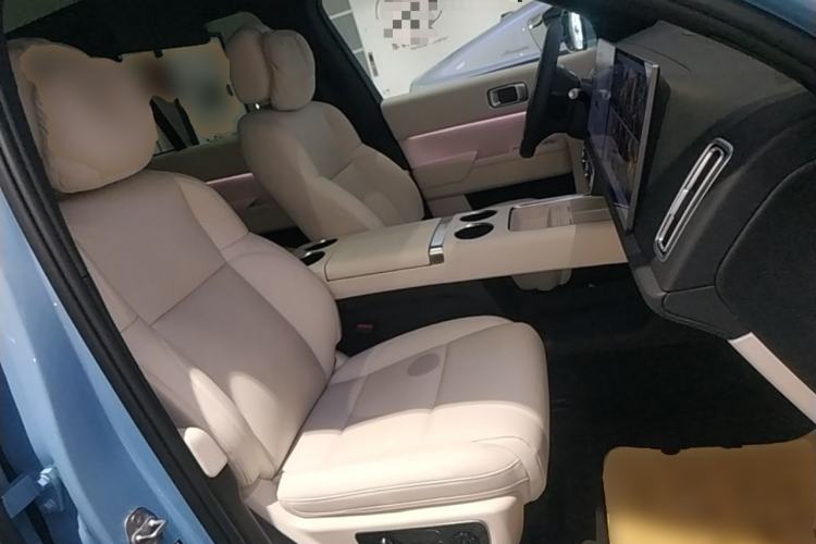 Used Li Auto L8 2025 Ultra Smart Refreshed Edition Right Front Seat