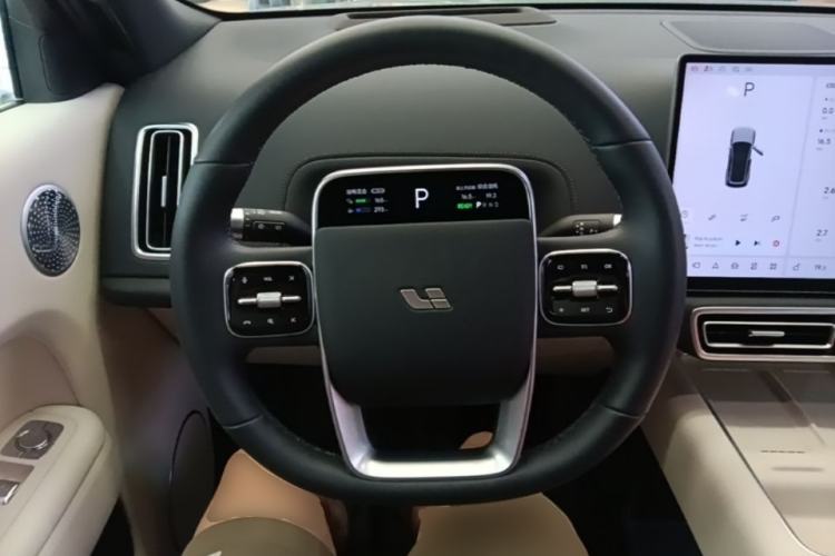 Used Li Auto L8 2025 Ultra Smart Refreshed Edition Steering Wheel