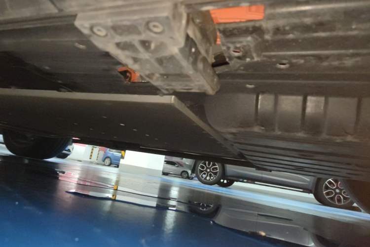 Used Li Auto L8 2025 Ultra Smart Refreshed Edition Chassis Rear Left