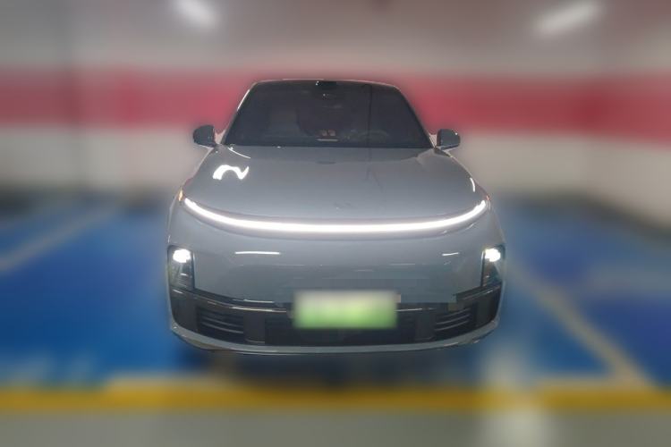 Used Li Auto L8 2025 Ultra Smart Refreshed Edition Front