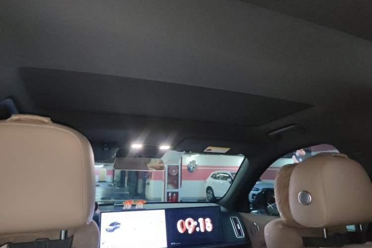Used Li Auto L8 2025 Ultra Smart Refreshed Edition Headliner