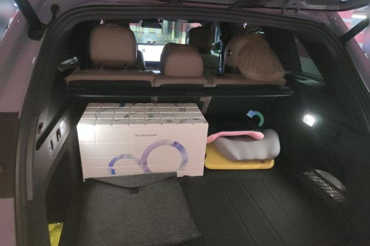 Used Li Auto L8 2025 Ultra Smart Refreshed Edition Trunk