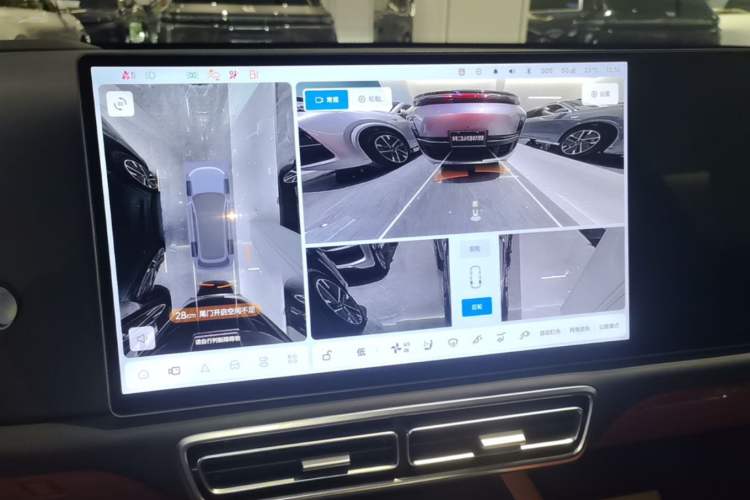 Used Li Auto L8 2025 Max Smart Refresh Edition Audio And AC Panel