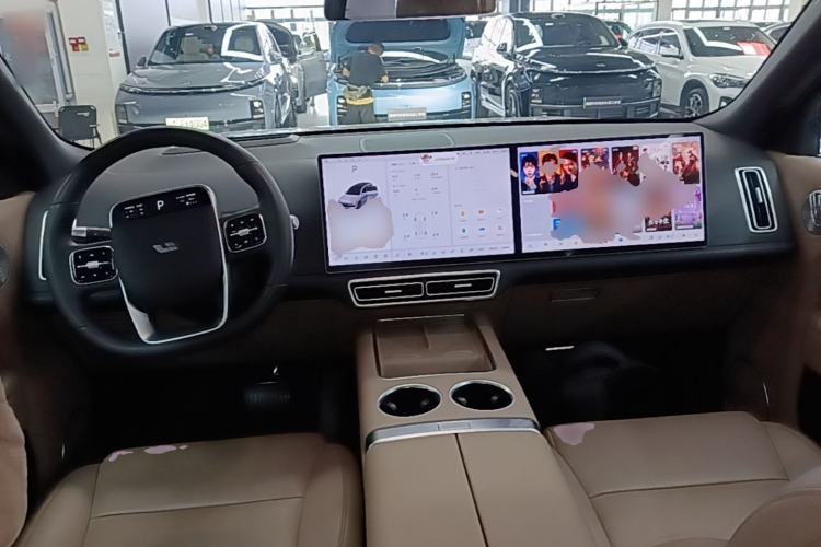Used Li Auto L8 2025 Ultra Smart Refreshed Edition Center Console