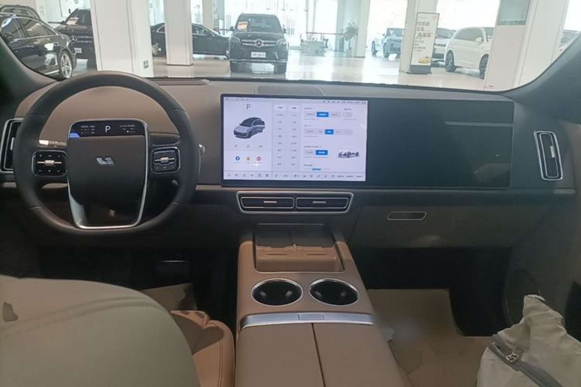 Used Li Auto L8 2025 Max Smart Refresh Edition Center Console