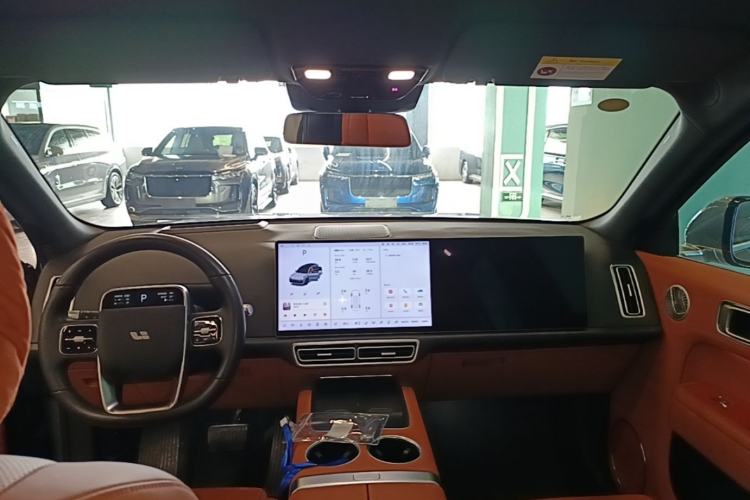 Used Li Auto L8 2025 Ultra Smart Refreshed Edition Center Console