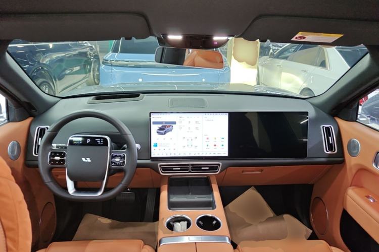 Used Li Auto L8 2025 Max Smart Refresh Edition Center Console