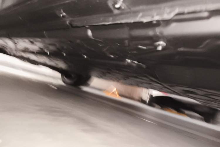 Used Li Auto L8 2025 Ultra Smart Refreshed Edition Chassis Rear Left