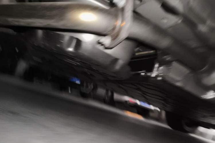Used Li Auto L8 2025 Ultra Smart Refreshed Edition Chassis Rear Right