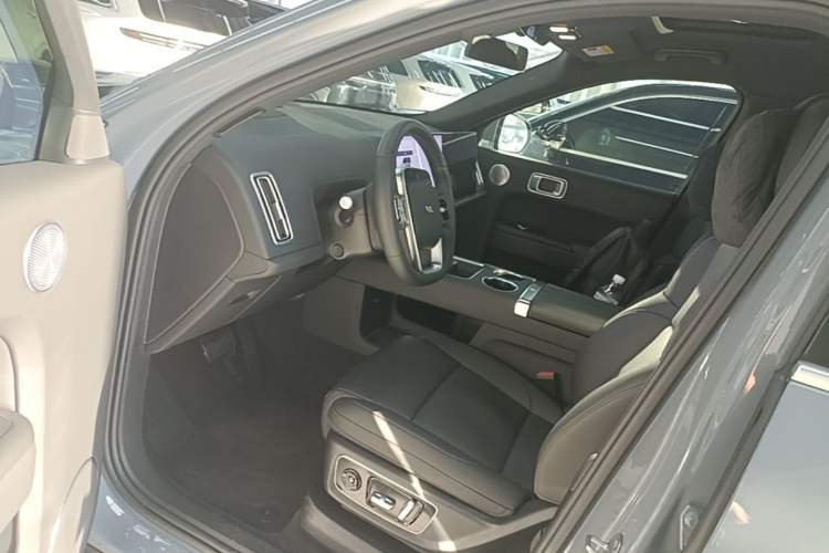 Used Li Auto L8 2025 Max Smart Refresh Edition Driver Seat