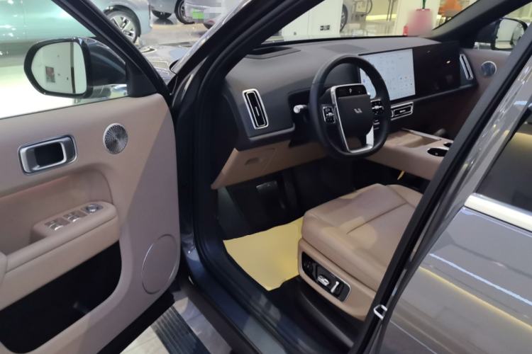 Used Li Auto L8 2025 Ultra Smart Refreshed Edition Driver Seat