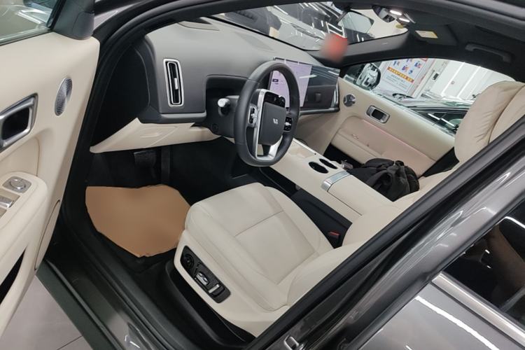 Used Li Auto L8 2025 Ultra Smart Refreshed Edition Driver Seat