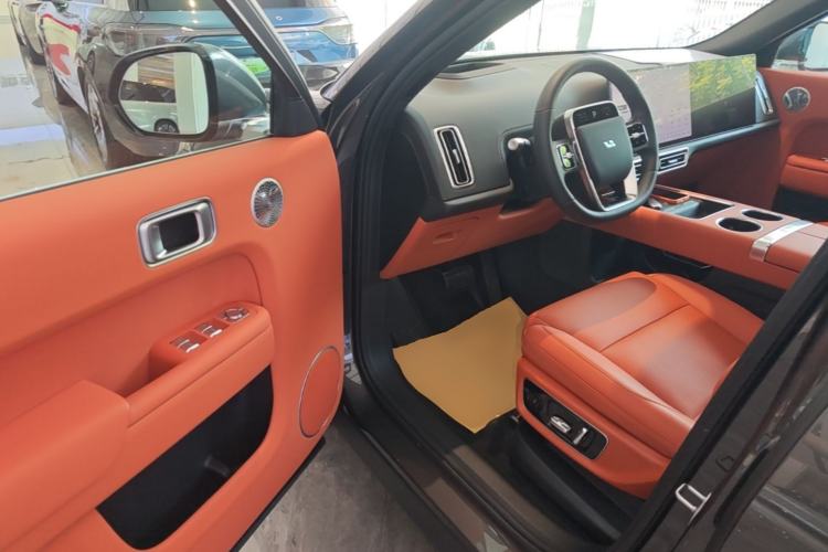Used Li Auto L8 2025 Ultra Smart Refreshed Edition Driver Seat