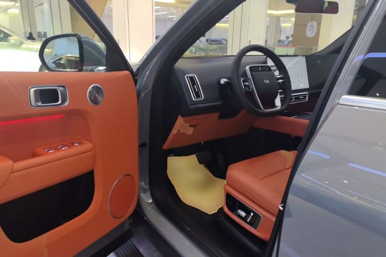 Used Li Auto L8 2025 Ultra Smart Refreshed Edition Driver Seat