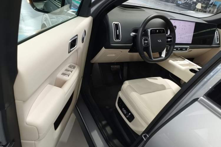 Used Li Auto L8 2025 Ultra Smart Refreshed Edition Driver Seat