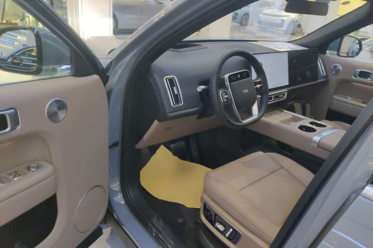 Used Li Auto L8 2025 Ultra Smart Refreshed Edition Driver Seat