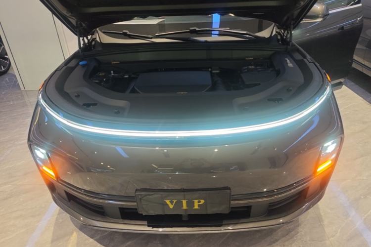 Used Li Auto L8 2025 Max Smart Refresh Edition Engine Bay