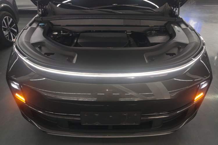 Used Li Auto L8 2025 Max Smart Refresh Edition Engine Bay