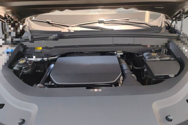 Used Li Auto L8 2025 Ultra Smart Refreshed Edition Engine Bay