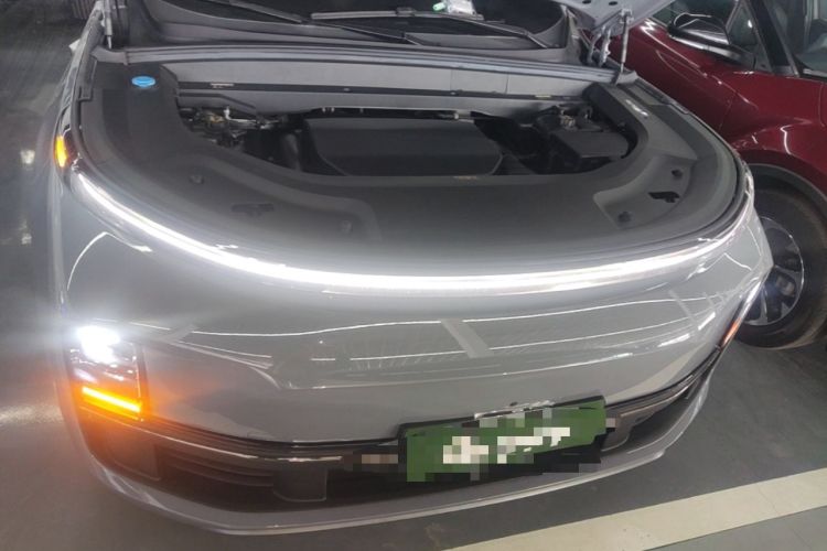 Used Li Auto L8 2025 Ultra Smart Refreshed Edition Engine Bay