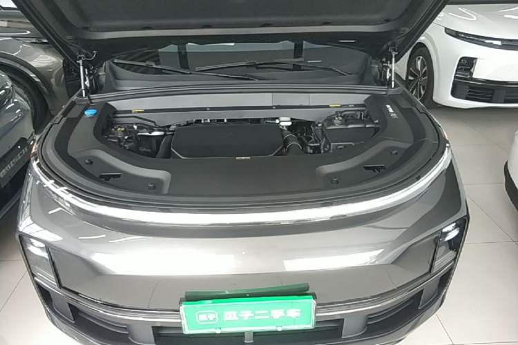 Used Li Auto L8 2025 Ultra Smart Refreshed Edition Engine Bay
