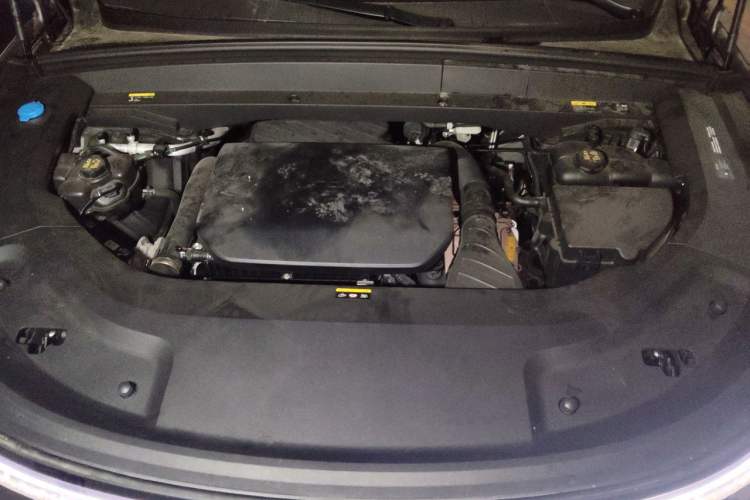 Used Li Auto L8 2025 Max Smart Refresh Edition Engine Bay