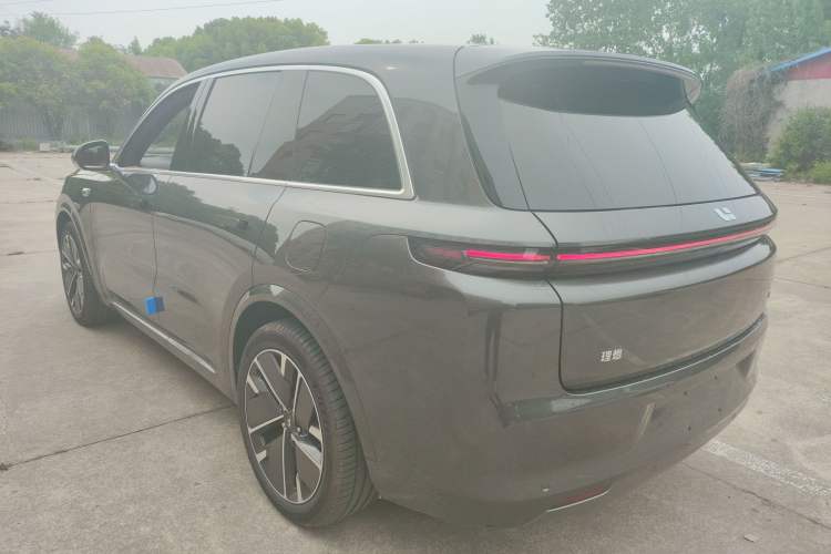 Used Li Auto L8 2025 Max Smart Refresh Edition Exterior 2