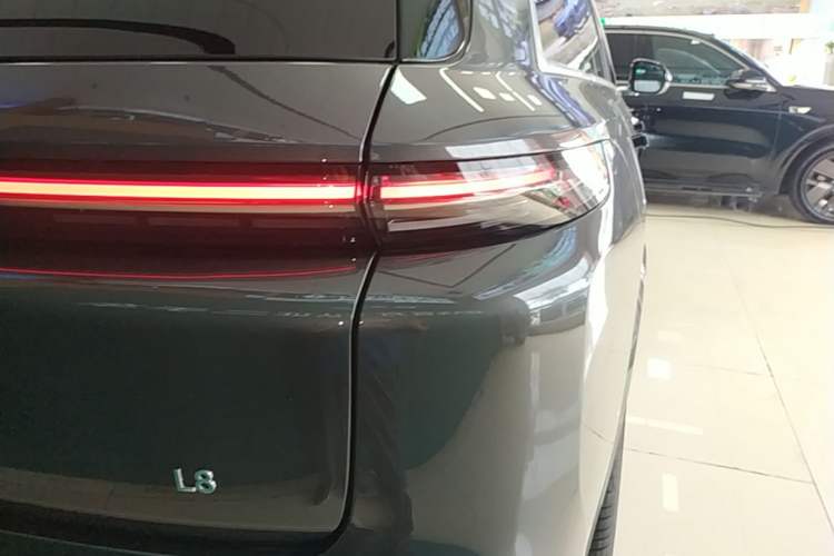 Used Li Auto L8 2025 Ultra Smart Refreshed Edition Exterior 3