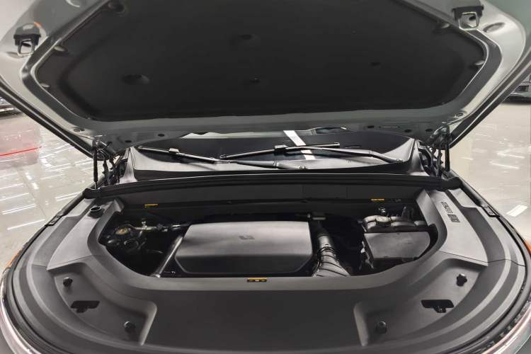 Used Li Auto L8 2025 Max Smart Refresh Edition Exterior 5