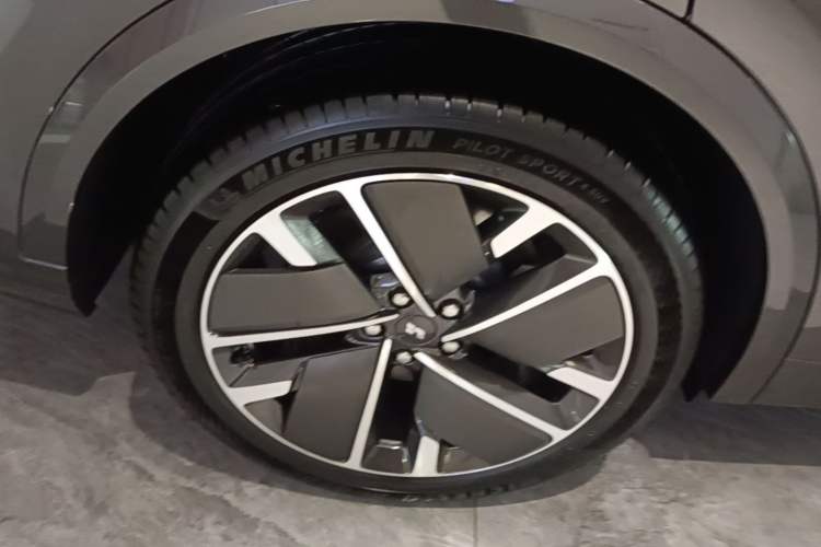 Used Li Auto L8 2025 Max Smart Refresh Edition Exterior 5