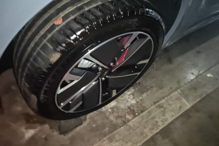 Used Li Auto L8 2025 Max Smart Refresh Edition Exterior 5