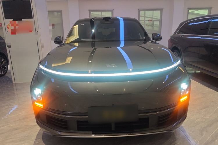 Used Li Auto L8 2025 Max Smart Refresh Edition Front