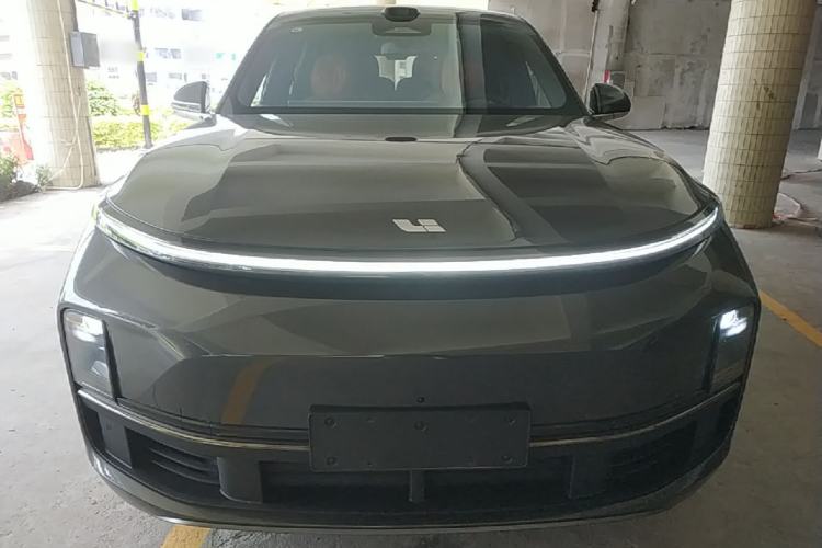 Used Li Auto L8 2025 Max Smart Refresh Edition Front