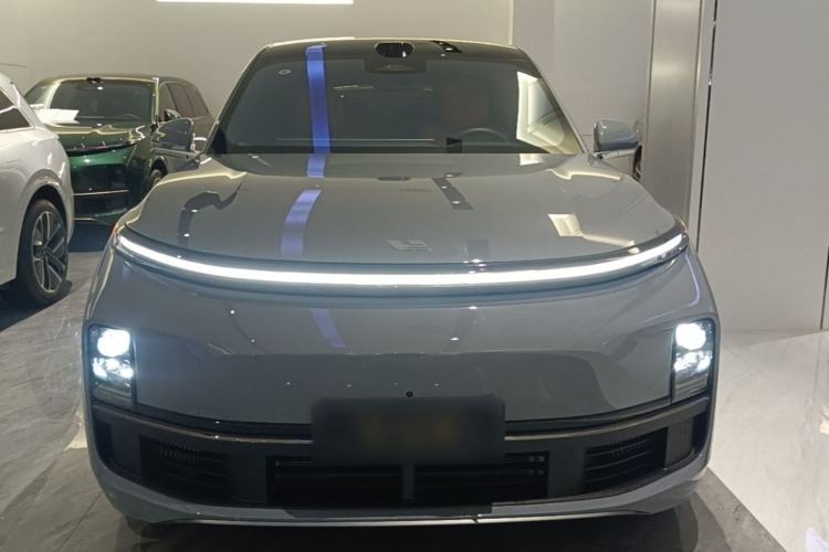 Used Li Auto L8 2025 Max Smart Refresh Edition Front