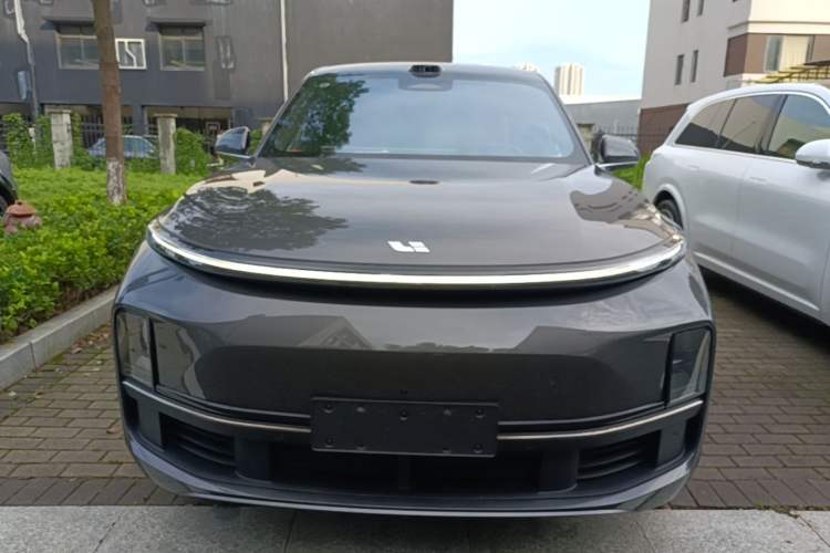 Used Li Auto L8 2025 Max Smart Refresh Edition Front