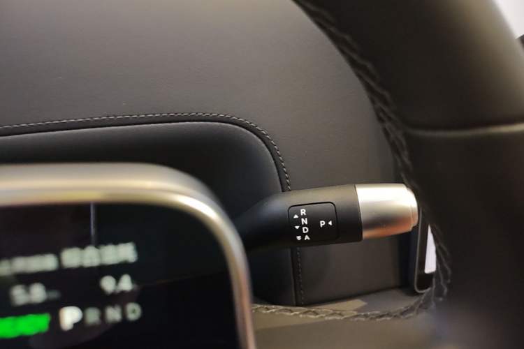 Used Li Auto L8 2025 Max Smart Refresh Edition Gear Lever